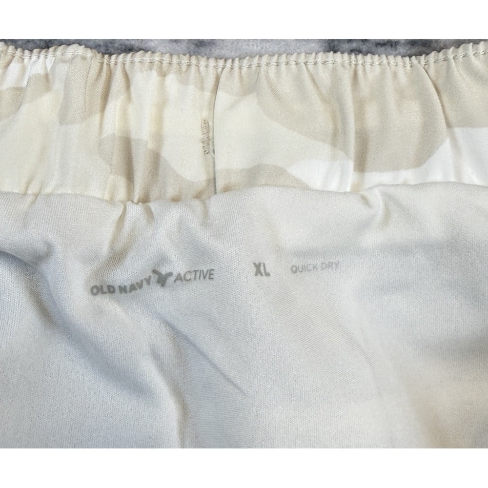 Old Navy Women's Camo Quick Dry 4-Way Stretch 3" Inseam Athletic Shorts XL Lined - Picture 3 of 7